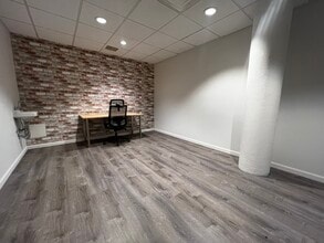 1680 Fruitville Rd, Sarasota, FL à louer Photo intérieure– Image 1 sur 1