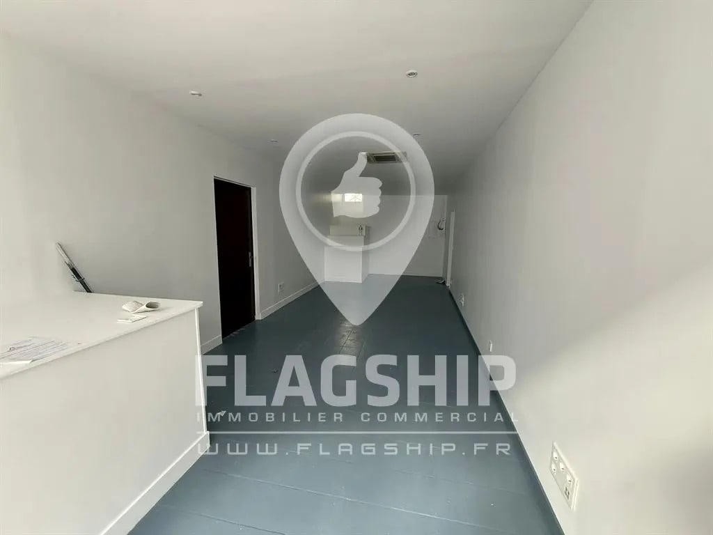 Local commercial dans Levallois-Perret à louer Photo de l’immeuble– Image 1 sur 10