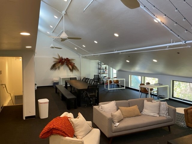 570 Higuera St, San Luis Obispo, CA à louer - Photo intérieure – Image 3 sur 4