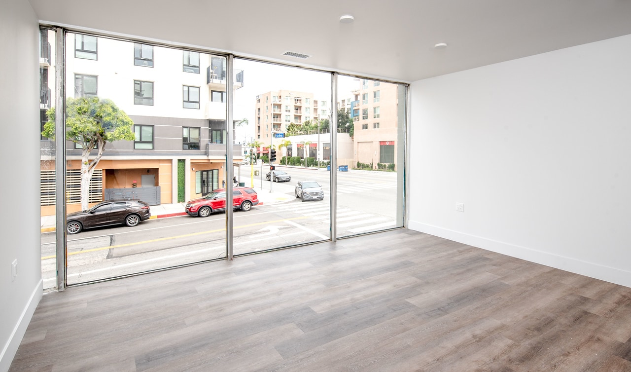 171 N La Brea Ave, Inglewood, CA à louer Photo intérieure– Image 1 sur 11