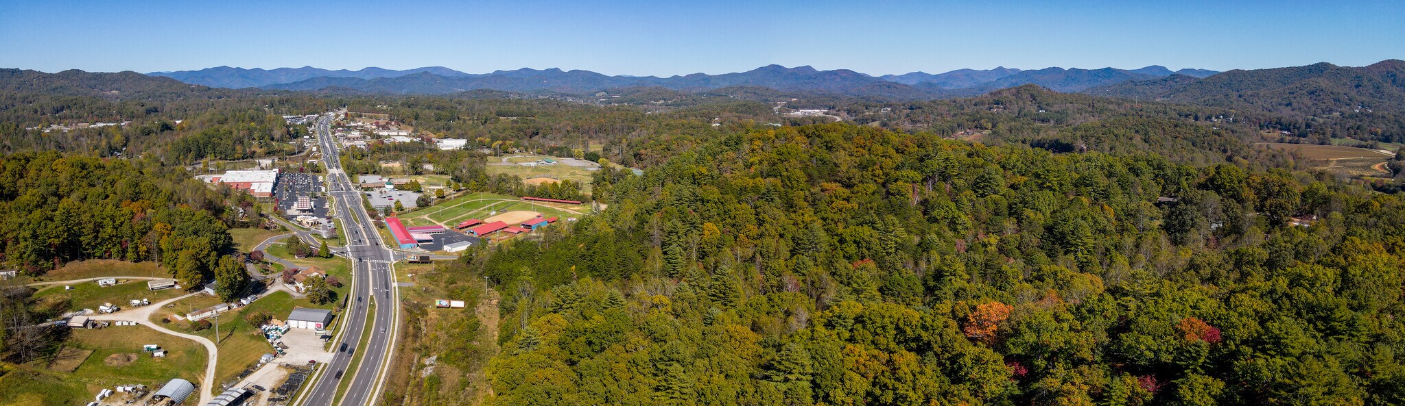 1556 US 441S, Franklin, NC à vendre Photo principale– Image 1 sur 41