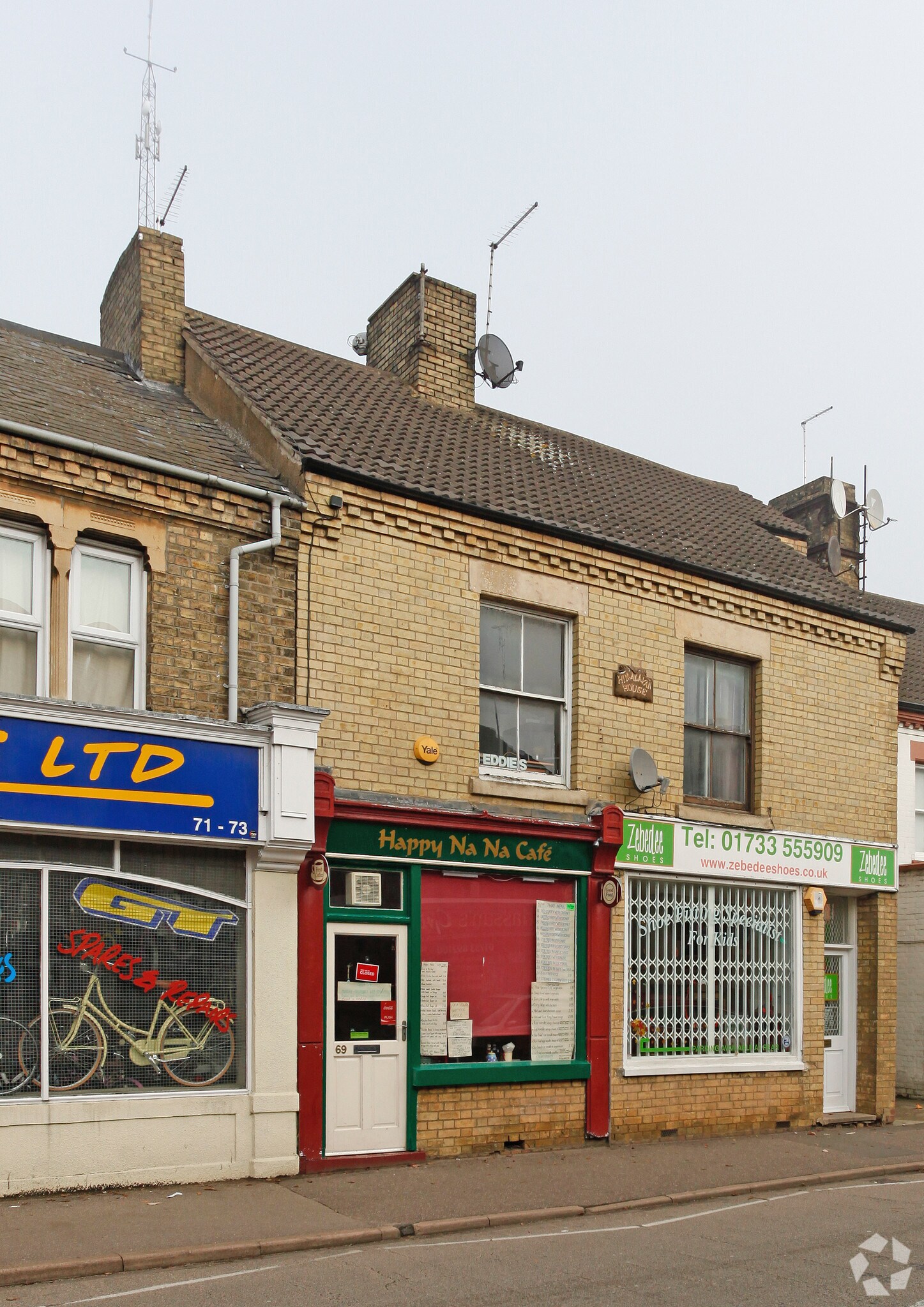 63-65, 67 & 69 Oundle Road portefeuille de 3 biens à vendre sur LoopNet.fr Photo principale– Image 1 sur 15