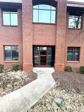 9019 Overlook Blvd, Brentwood, TN à louer Photo de l’immeuble– Image 2 sur 7