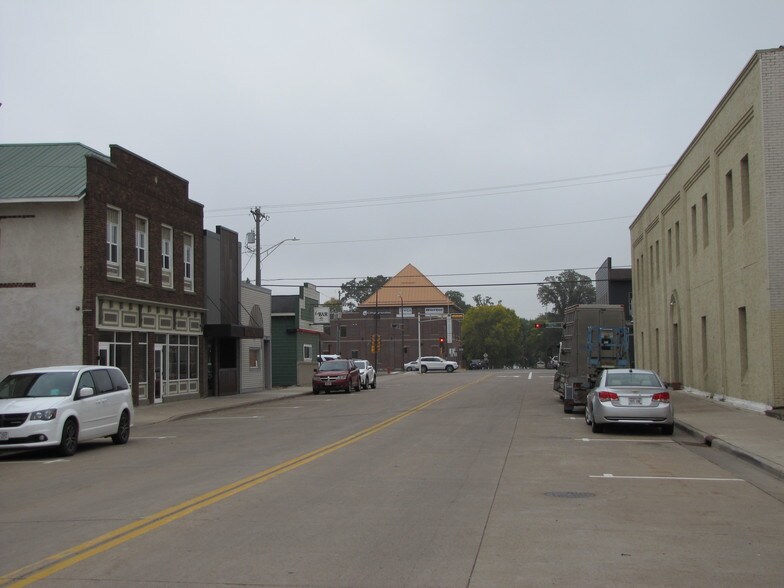 15 W Marshall St, Rice Lake, WI à louer - Photo de l’immeuble – Image 3 sur 10