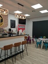 Local commercial dans Alcalá de Henares, Madrid à louer Photo intérieure– Image 2 sur 8