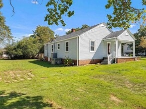 109 Wellford Rd, Lyman, SC à louer Photo intérieure– Image 2 sur 5