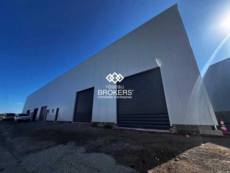 Industriel/Logistique dans Saint-Thibéry à louer - Photo de l’immeuble – Image 1 sur 2