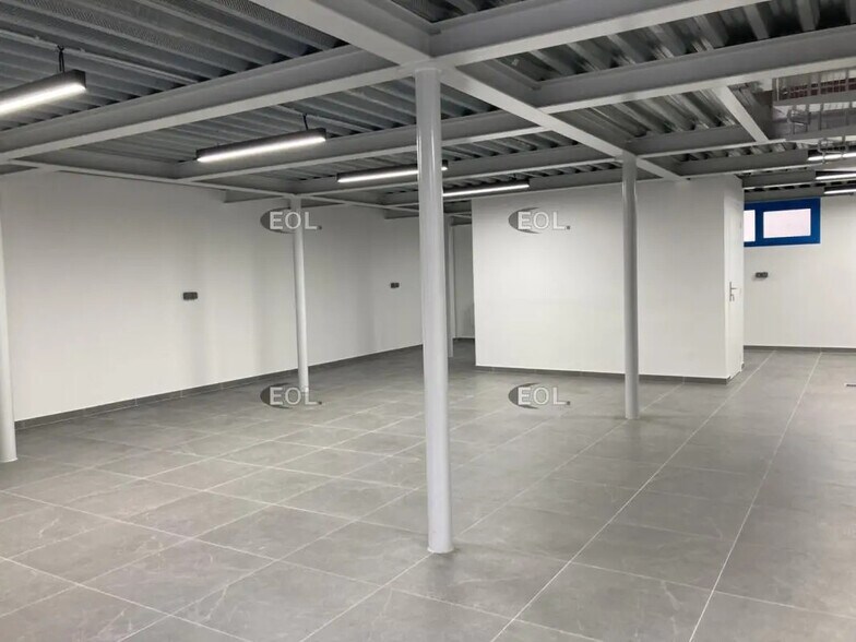 Local d’activités dans Choisy-le-Roi à louer - Photo intérieure – Image 3 sur 7