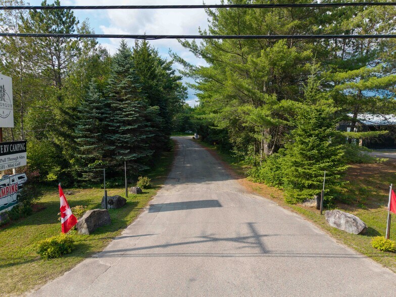 2883 HWY-60, Dwight, ON à vendre - Photo de l’immeuble – Image 3 sur 76