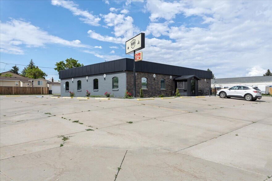 122 W 6th St, Cheyenne, WY à vendre - Photo de l’immeuble – Image 3 sur 48