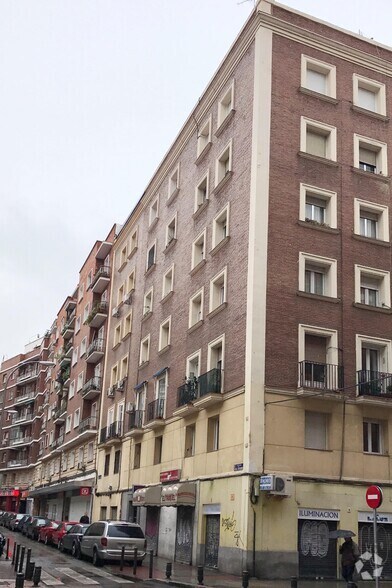 Calle De Miguel Arredondo, 7, Madrid, Madrid à vendre - Photo de l’immeuble – Image 2 sur 2