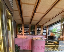 Local commercial dans Barcelone, Barcelona à louer Photo intérieure– Image 1 sur 7