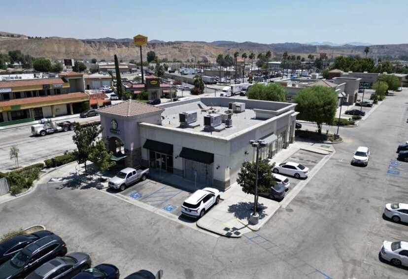 31765-31777 Castaic Rd, Castaic, CA à vendre - Photo de l’immeuble – Image 2 sur 2