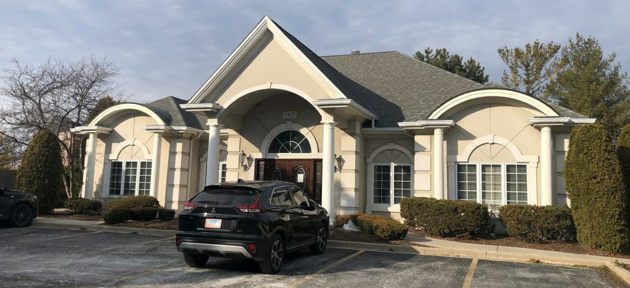 1975 W Downer Pl, Aurora, IL à louer Photo principale– Image 1 sur 2