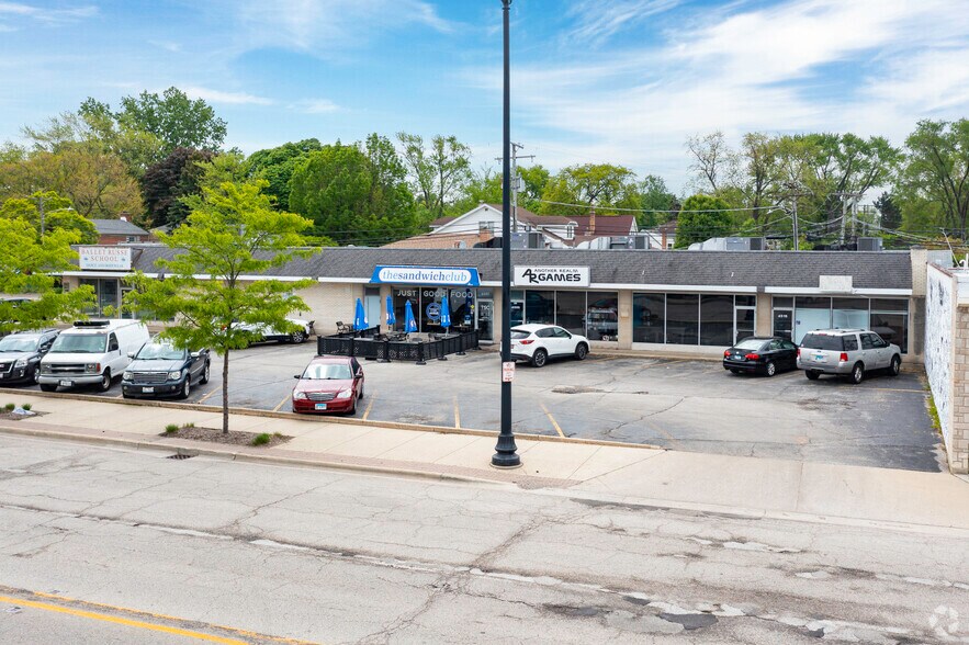 4503-4515 Oakton St, Skokie, IL à louer - Photo de l’immeuble – Image 2 sur 4