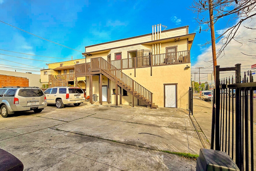 2970-2974 Pico Blvd, Los Angeles, CA à louer - Photo de l’immeuble – Image 3 sur 9