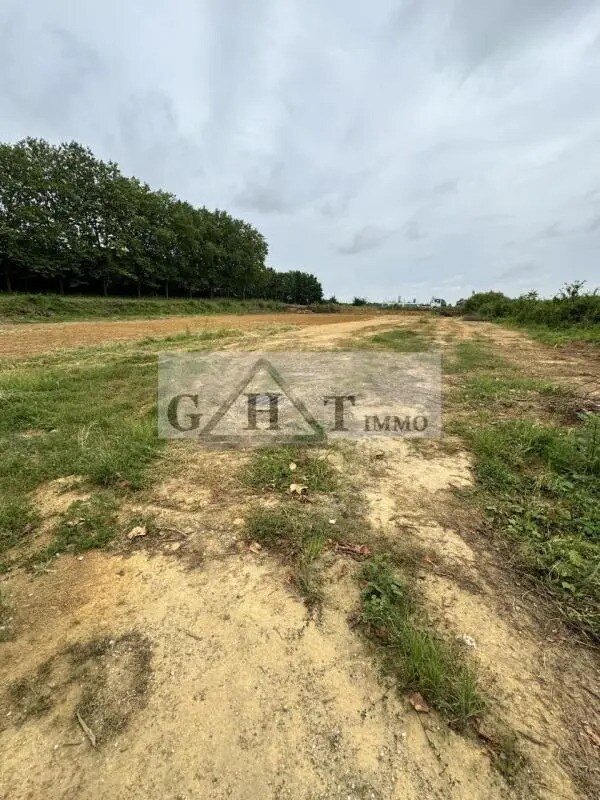 Plus de détails pour Terrain à vendre