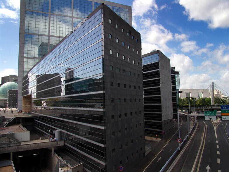 36-76 Route De La Demi-Lune, Puteaux à louer - Photo de l’immeuble – Image 3 sur 15