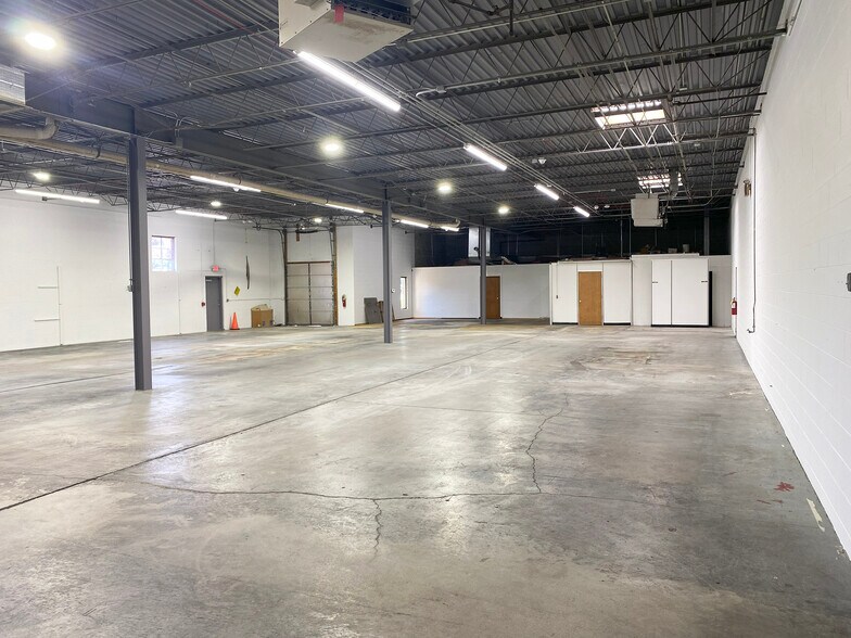201-207 William St, Bensenville, IL à louer - Photo de l’immeuble – Image 3 sur 14