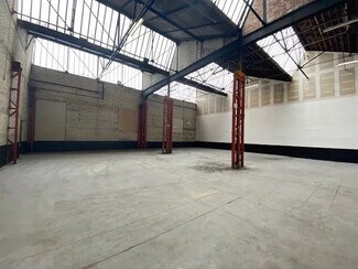 Plus de détails pour Industriel/Logistique à louer