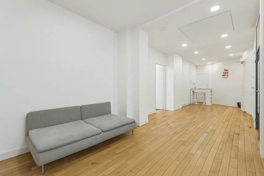 Bureau dans Paris à louer - Photo de l’immeuble – Image 3 sur 8