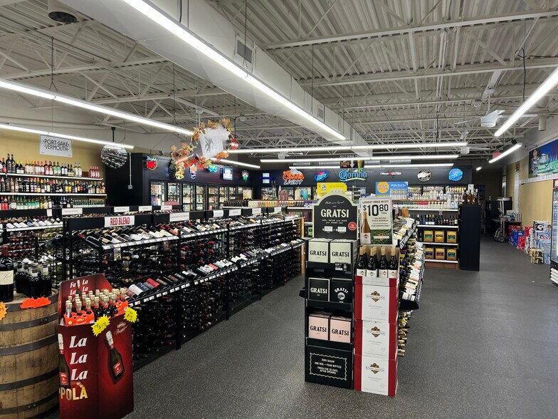 5 Eastern Steel Rd, Milford, CT à vendre - Photo de l’immeuble – Image 3 sur 11