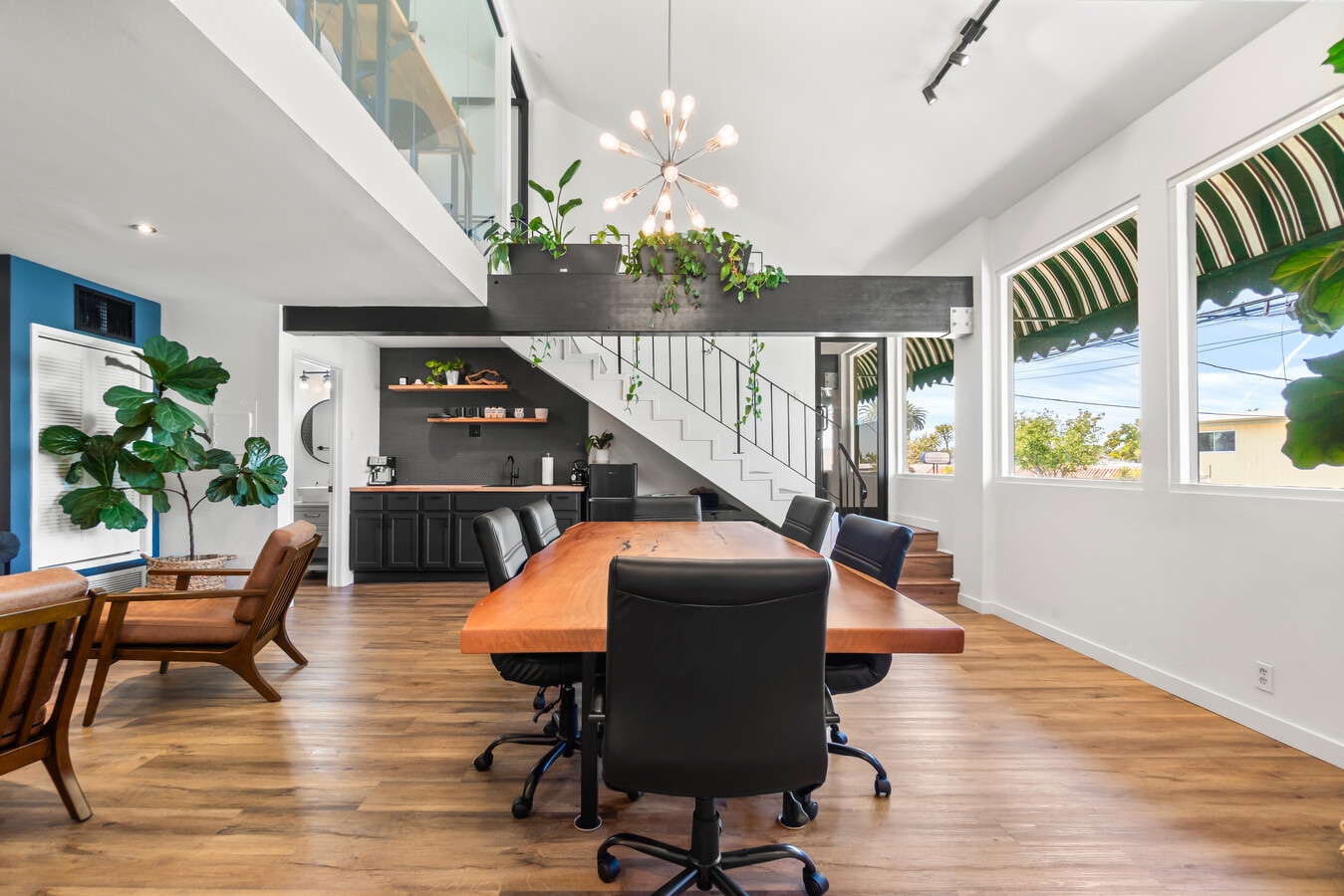 2734 E Broadway, Long Beach, CA 90803 - Lot Suite 8 - - Photo intérieure - Image 1 of 32