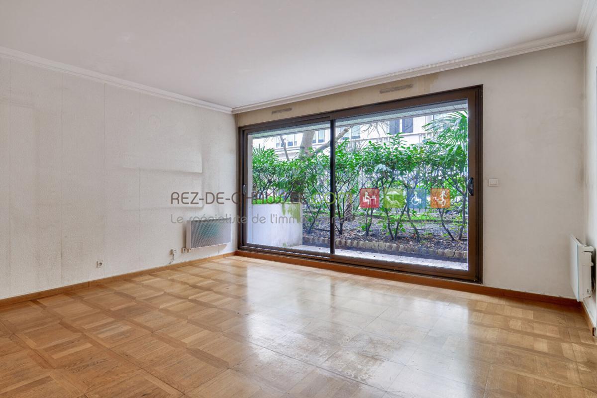 Bureau dans Paris à vendre Photo de l’immeuble– Image 1 sur 12