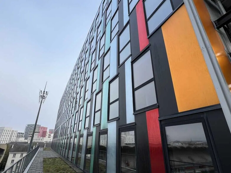 Bureau dans Nantes à louer - Photo de l’immeuble – Image 1 sur 13