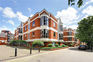 Plus de détails pour Madeira Walk, Windsor - Bureau à louer