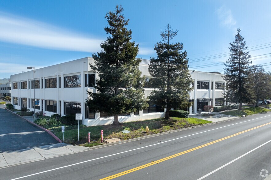 42501 Albrae St, Fremont, CA à louer - Photo de l’immeuble – Image 3 sur 10