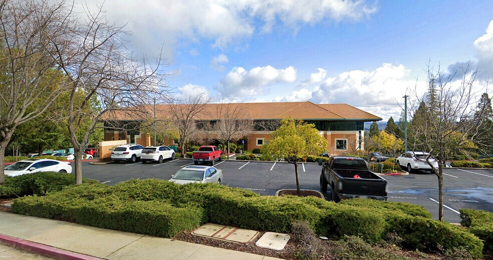 13620 Lincoln Way, Auburn, CA à louer - Photo de l’immeuble – Image 2 sur 5