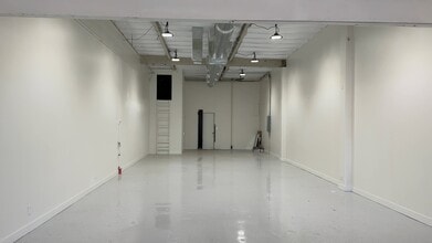 4516-4550 E Chapman Ave, Orange, CA à louer - Vidéo sur l’annonce professionnelle
