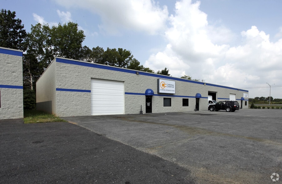 1960 Louisville Rd, Bowling Green, KY à louer - Photo principale – Image 1 sur 4