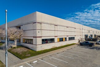 Plus de détails pour 2520 Marsh Ln, Carrollton, TX - Industriel/Logistique à louer