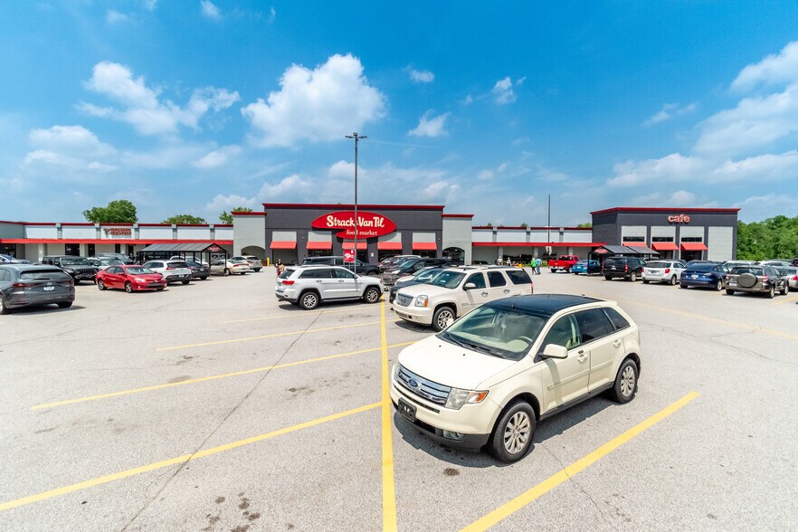2256 Morthland Dr, Valparaiso, IN à louer - Photo de l’immeuble – Image 3 sur 11