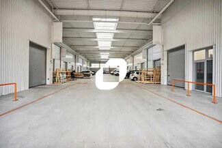 Plus de détails pour 8 Rue Salvador Allende, Palaiseau - Bureau, Local d'activités à louer