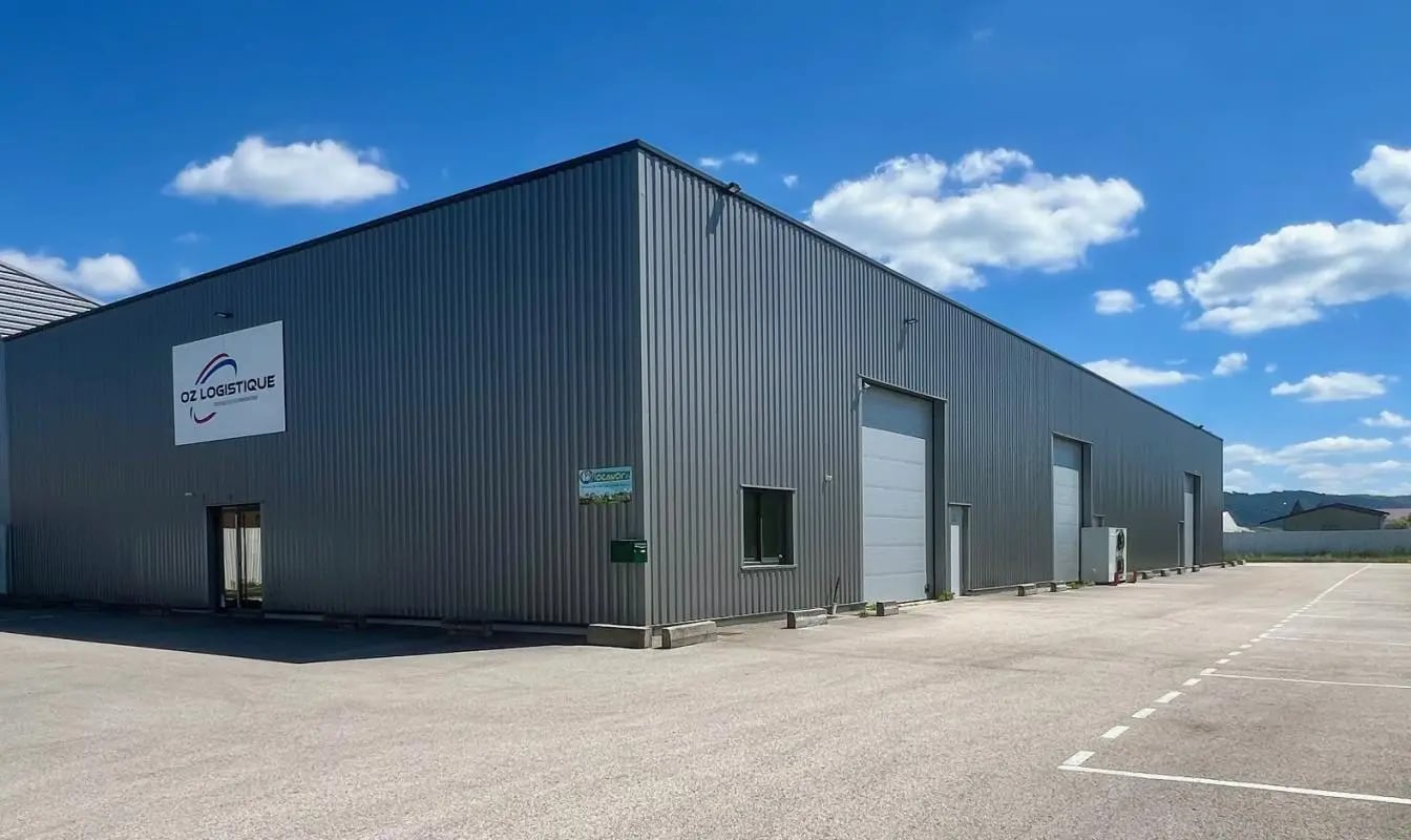 Industriel/Logistique dans Pontarlier à vendre Photo de l’immeuble– Image 1 sur 4