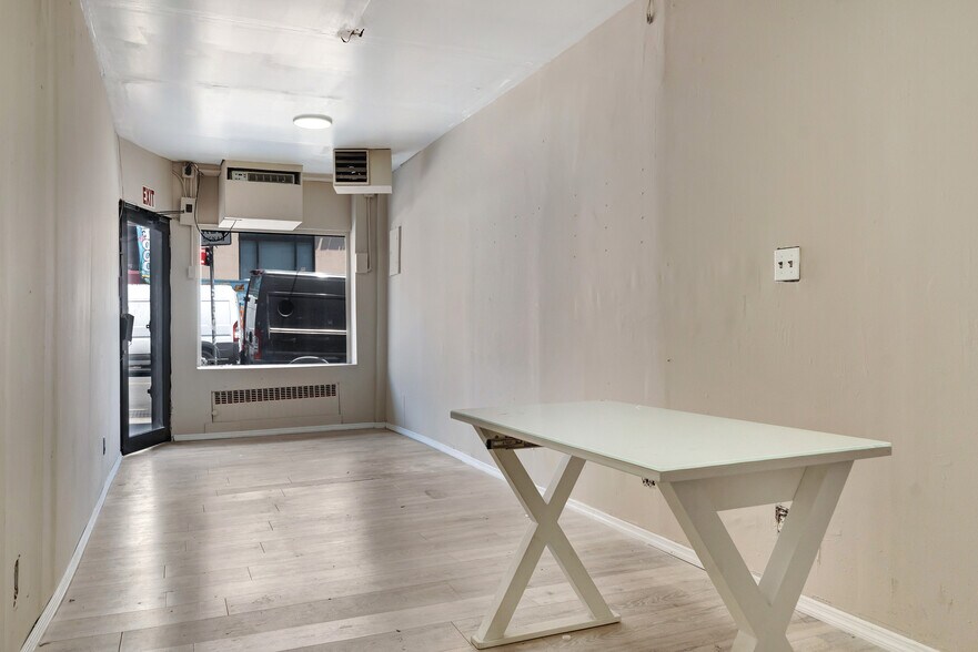 278 Wyckoff Ave, Brooklyn, NY à louer - Photo de l’immeuble – Image 3 sur 24