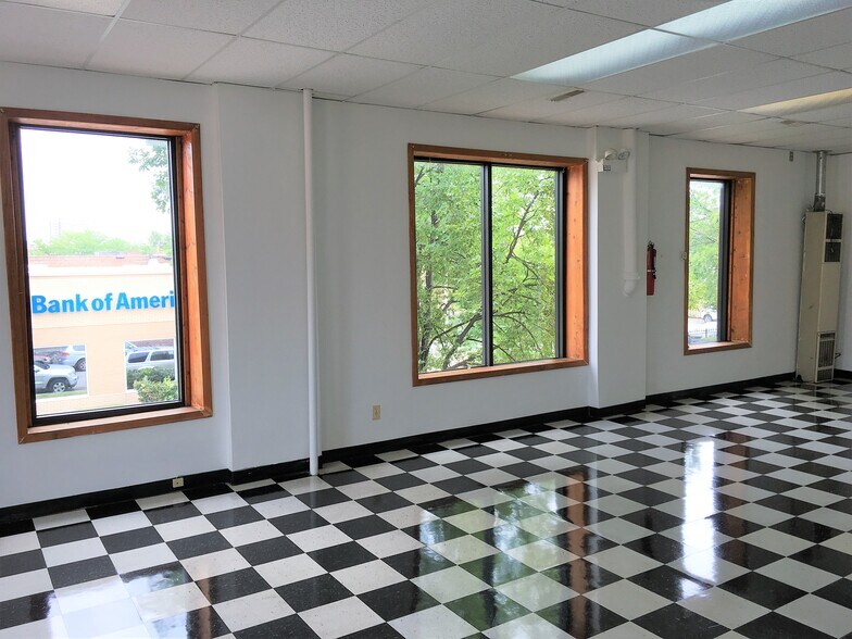 3437 W 26th St, Chicago, IL à louer - Photo intérieure – Image 3 sur 7
