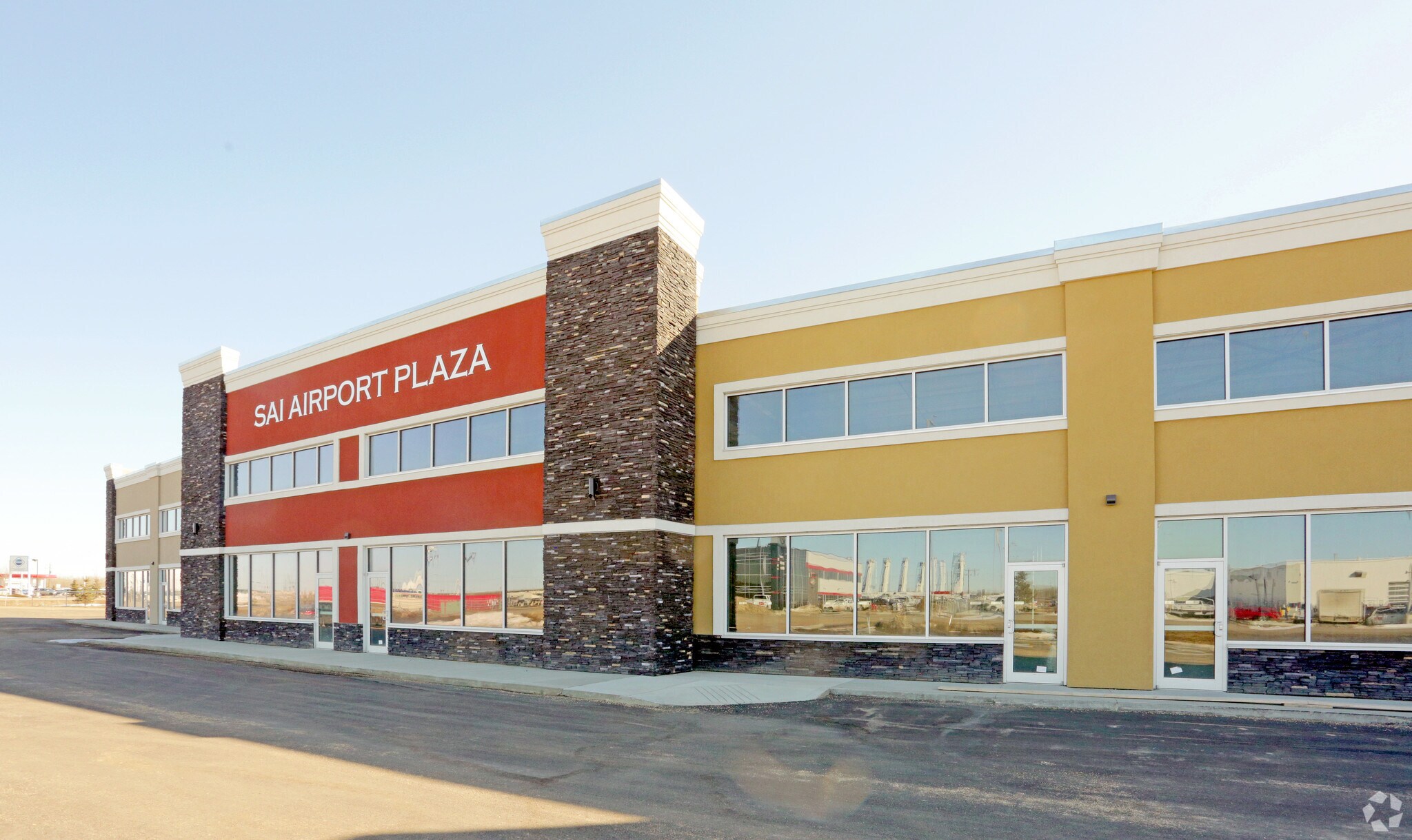 201 19th Ave, Leduc, AB à louer Photo principale– Image 1 sur 4
