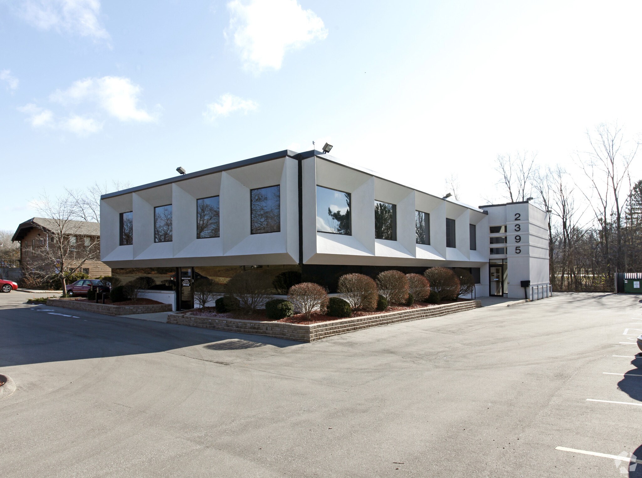 2395 S Huron Pky, Ann Arbor, MI à louer Photo principale– Image 1 sur 4