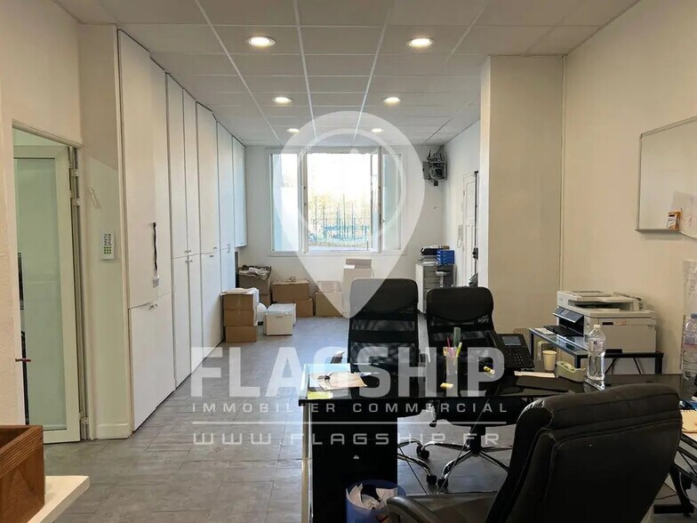 Bureau dans Paris à louer - Photo de l’immeuble – Image 2 sur 9