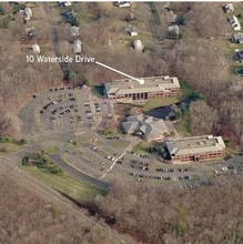 10 Waterside Dr, Farmington, CT - VUE AÉRIENNE  vue de carte