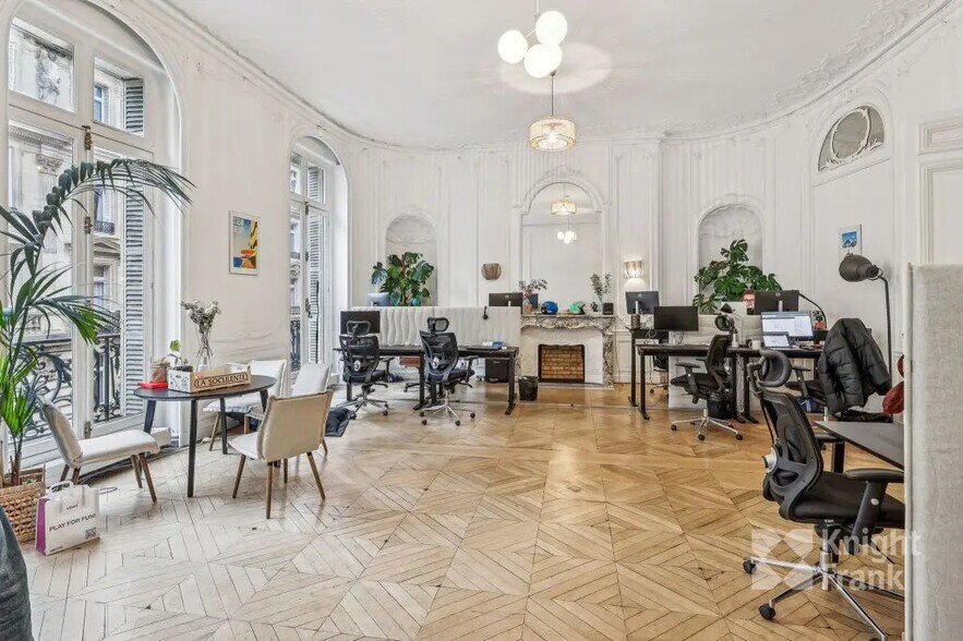 81 Rue De Monceau, Paris à louer - Photo de l’immeuble – Image 3 sur 9