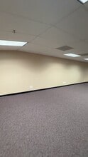 6973 Highway Ave, Jacksonville, FL à louer - Vidéo sur l’annonce professionnelle