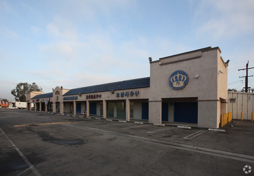 15817-15827 Gale Ave, La Puente, CA à louer - Photo principale – Image 3 sur 7