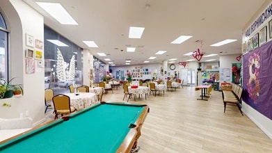 8501 New Utrecht Ave, Brooklyn, NY à louer Numérisation 3D Matterport– Image 1 sur 9