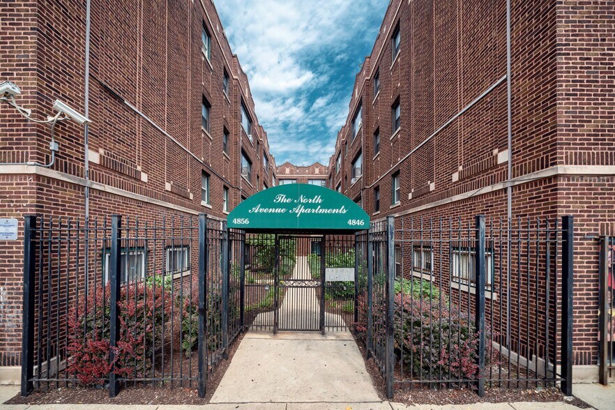 4850 W North Ave, Chicago, IL à louer - Photo principale – Image 1 sur 10