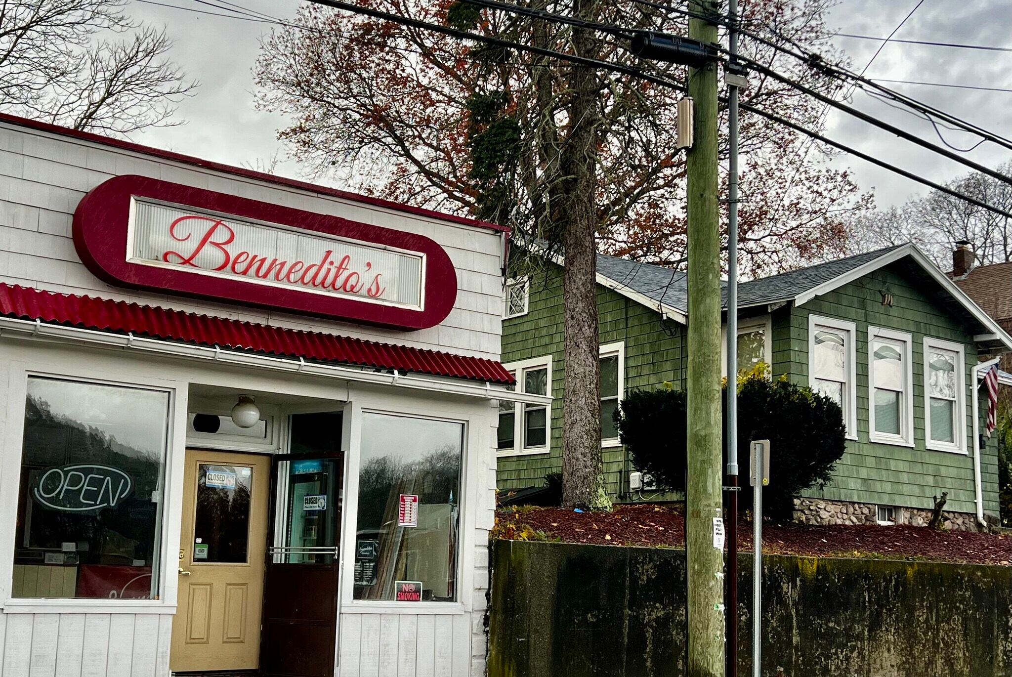 233 Poquonnock Rd, Groton, CT à vendre Photo de l’immeuble– Image 1 sur 26